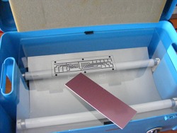 Le typon et la plaque après insolation